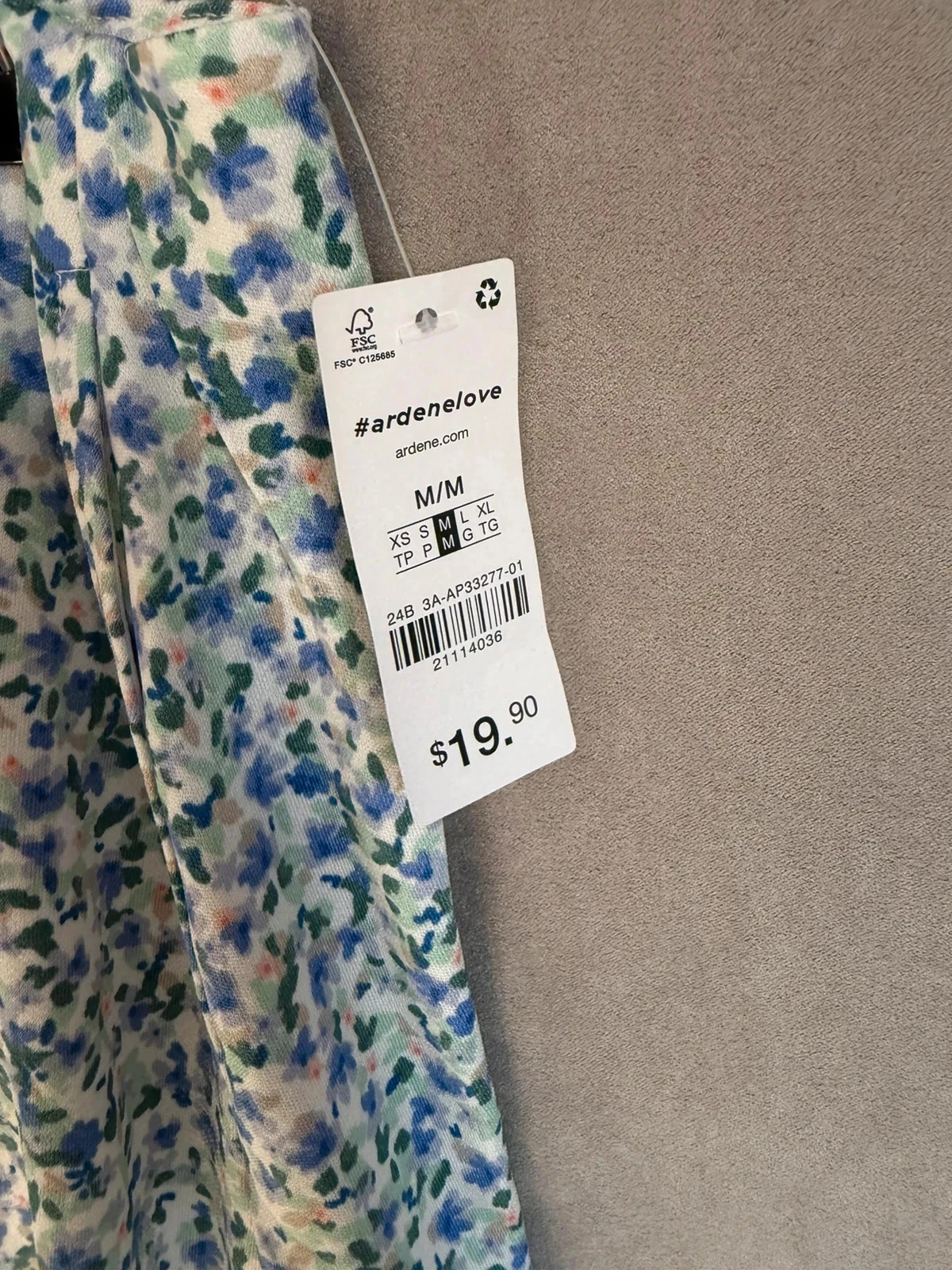 Falda nueva con flores talla M – photo 2